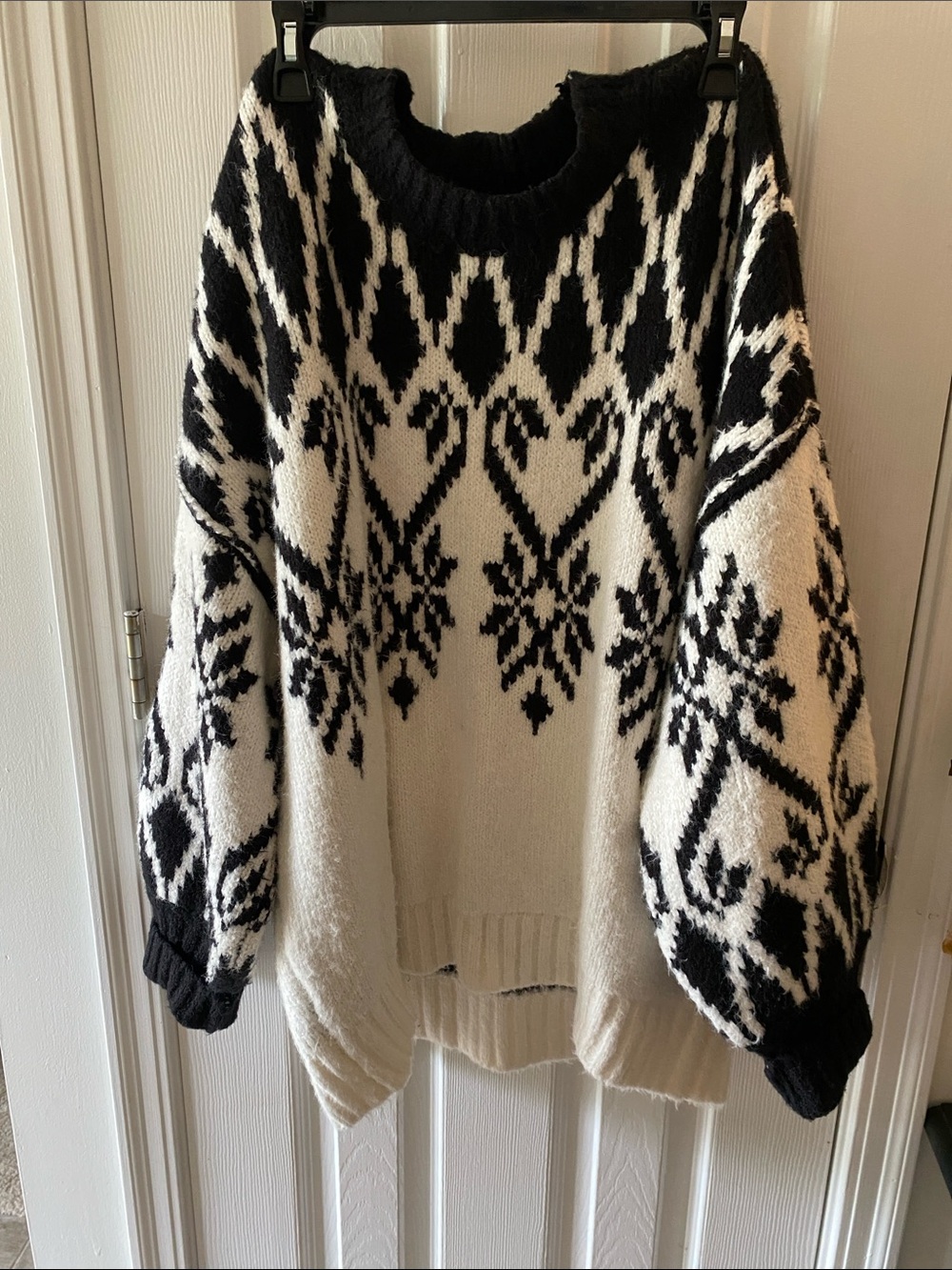 Free people oversized sweater 
Great condition